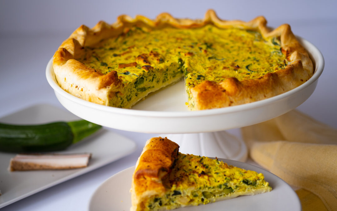 SAVORY CAKE WITH ZUCCHINI, TURMERIC AND PEPPER